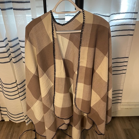 Just Cozy Poncho Scarf - Picture 3 of 5